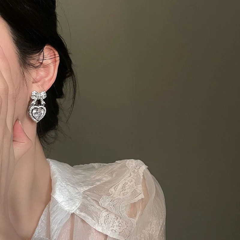 Exquisite Pink Heart Shape Bowknot Stud Earrings For Women Shining CZ Zircon Love Earring Girl Wedding Party Temperament Jewelry