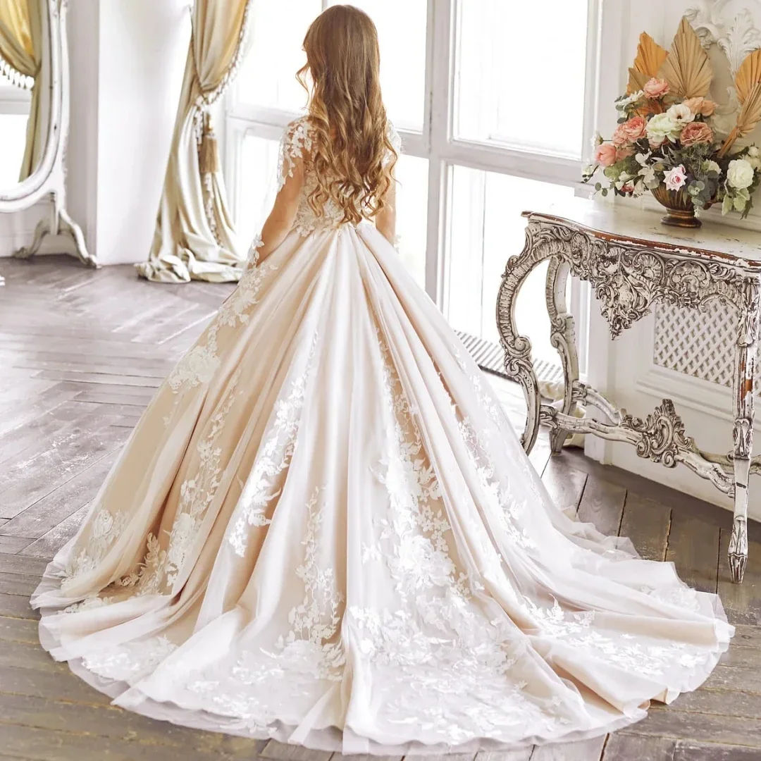 カスタマイズされたフラワーガールのドレス白花刺繍アップリケ末尾長袖結婚式誕生日パーティー宴会ガウン