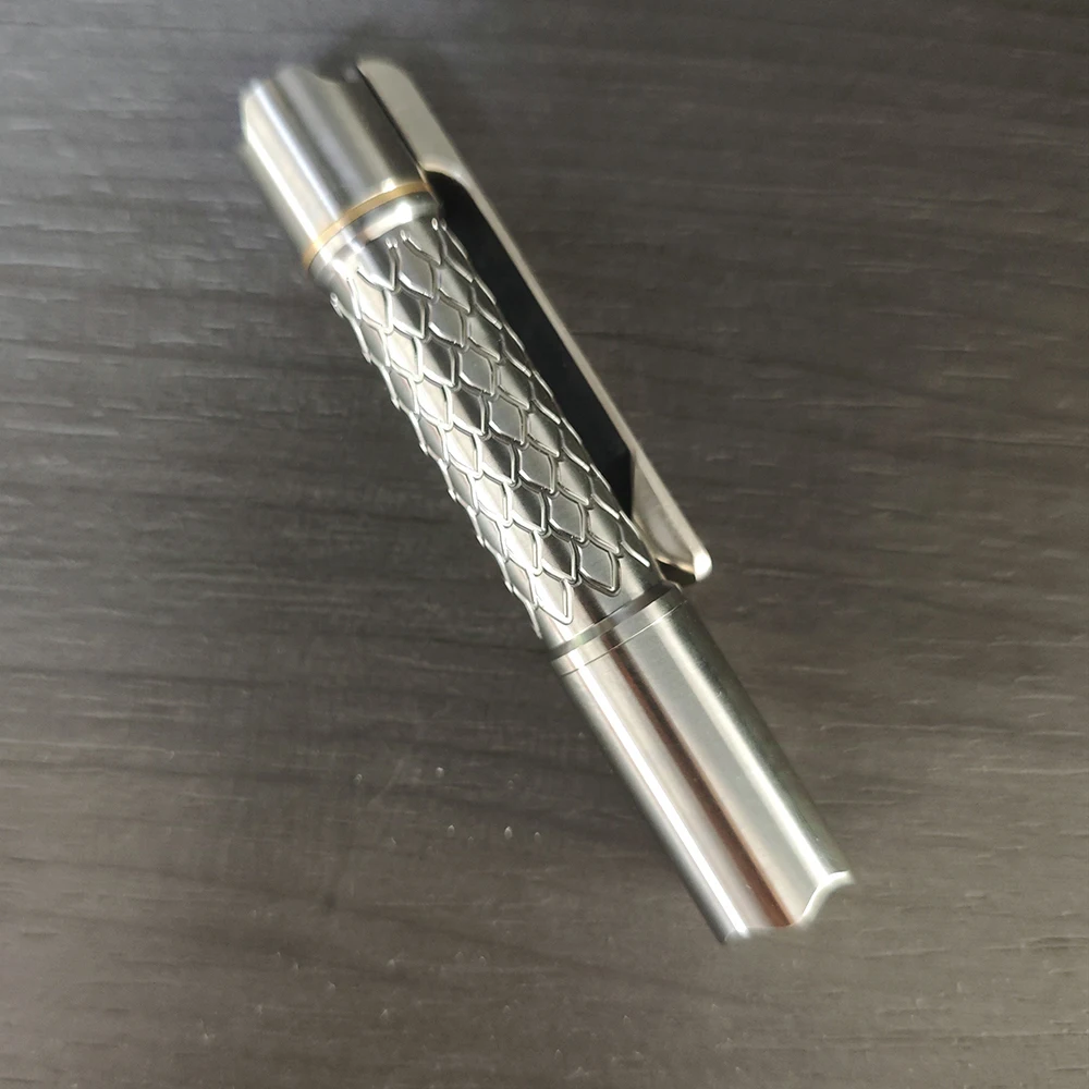 Small Potable  Titanium Alloy  EDC Flashlight  (Send Out No Battery)