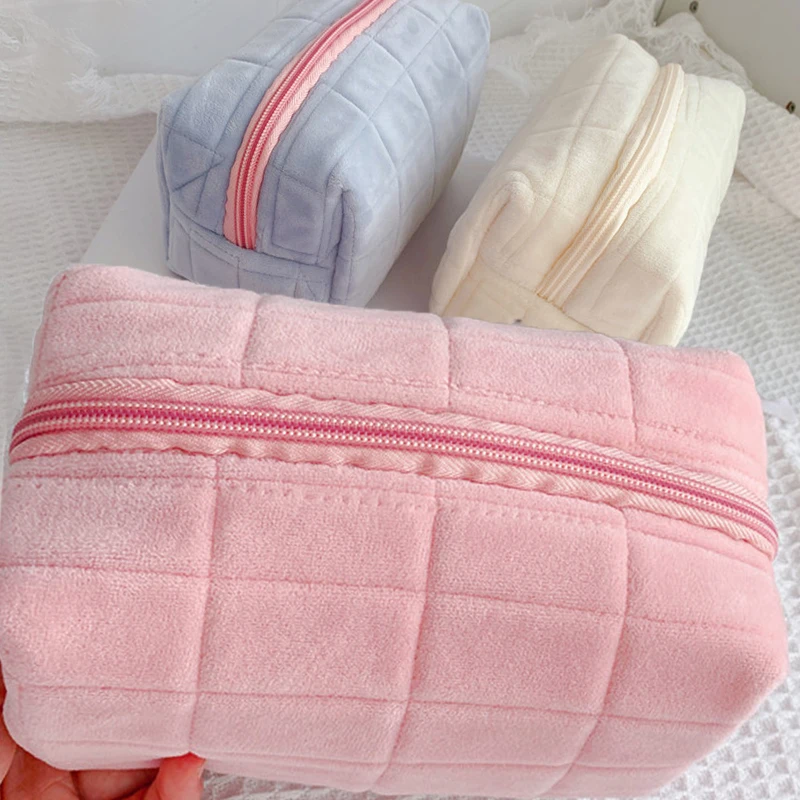 Simple Portable Pillow Pillow Bag Pillow Pen Bag Toiletry Bags Cream Makeup Bag Large Capacity Makeup Brush Storage Bags Female