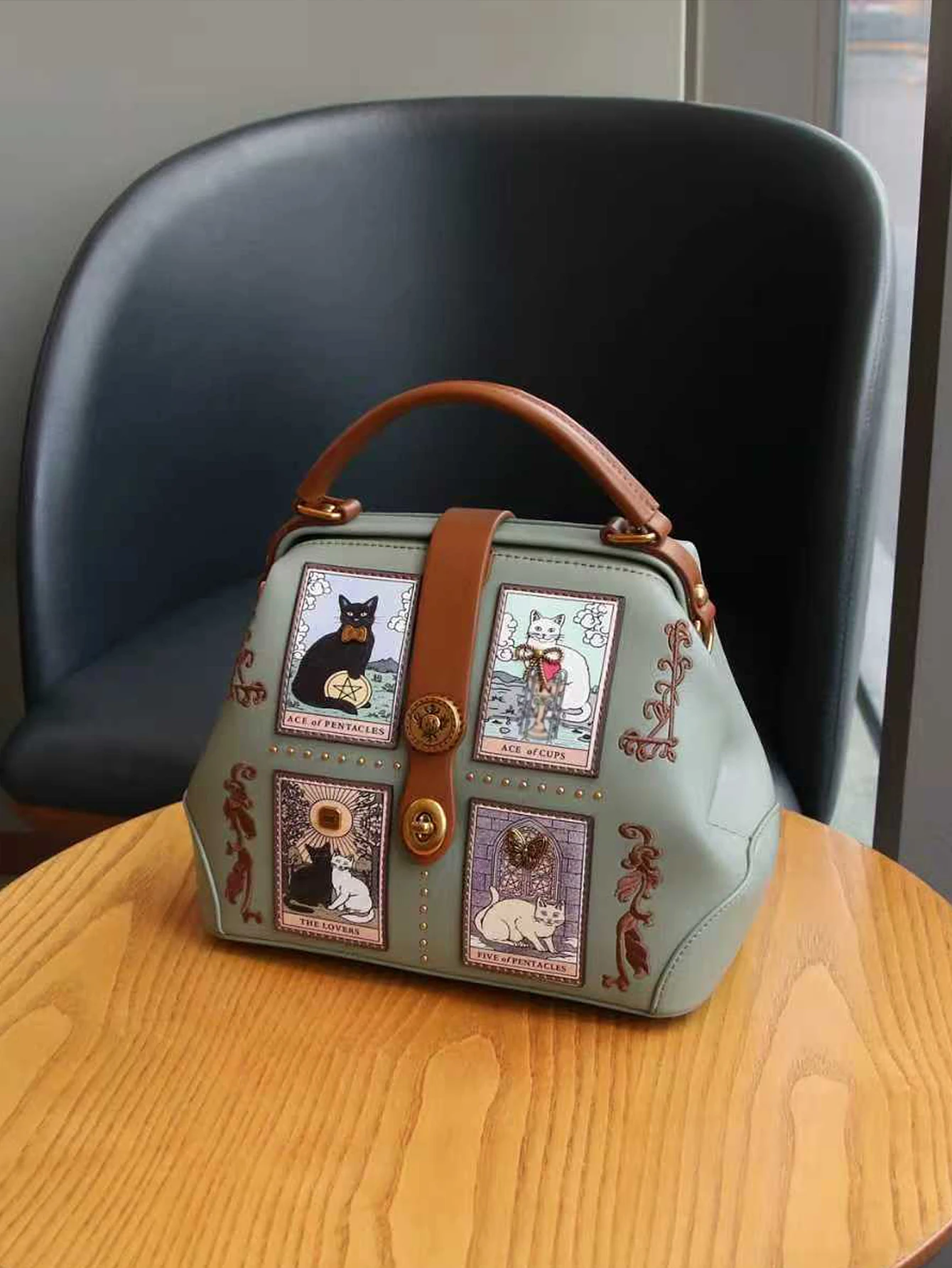 2026 New Niche Design, Large Capacity, Luxury and Cute Cat Clip Bag, Heavy Industry, Exquisite Embroidery Thread, Ladies Handbag