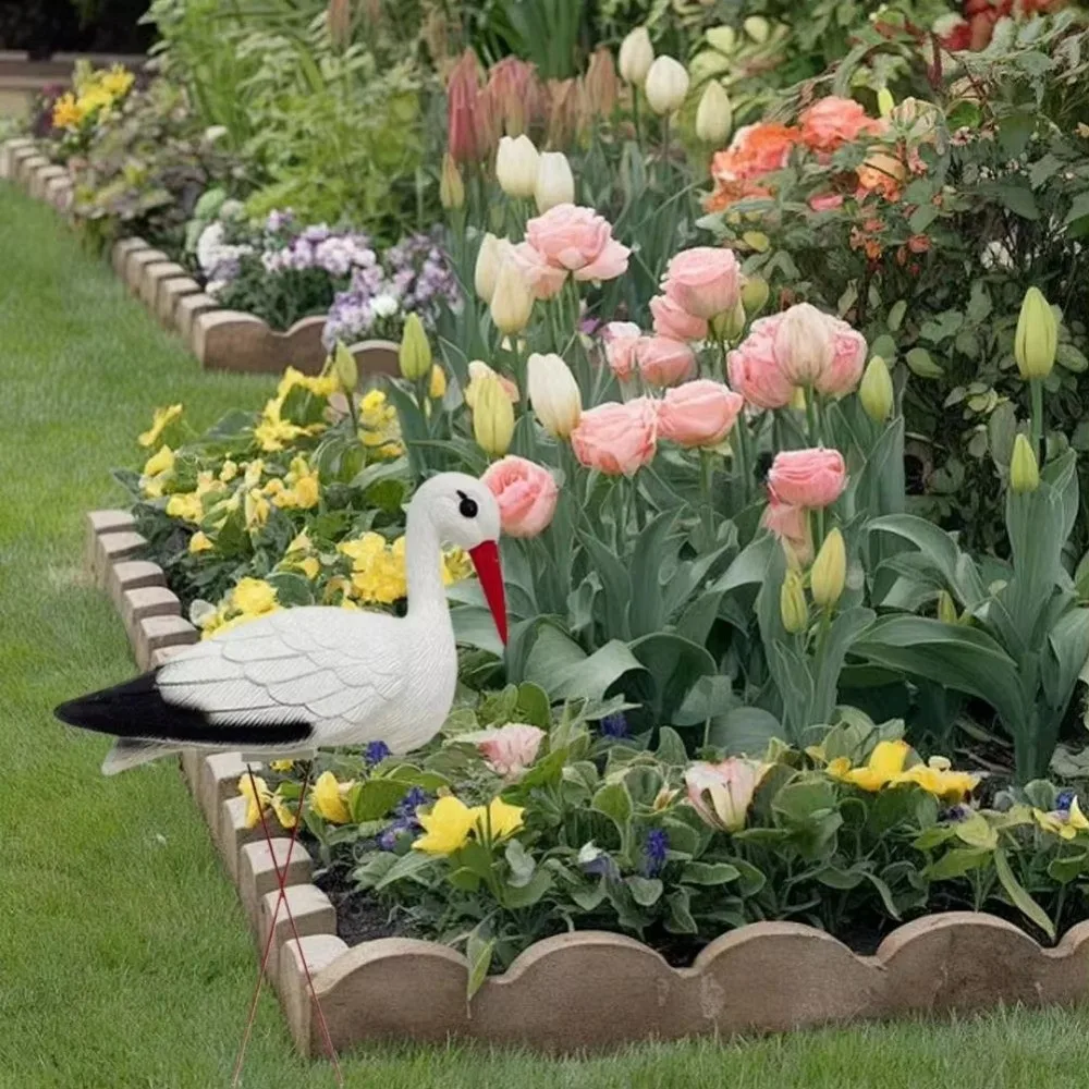 White Crane Garden Sculpture Detachable Wire Feet Lifelike White Crane Figurine Lightweight Bird Ornament