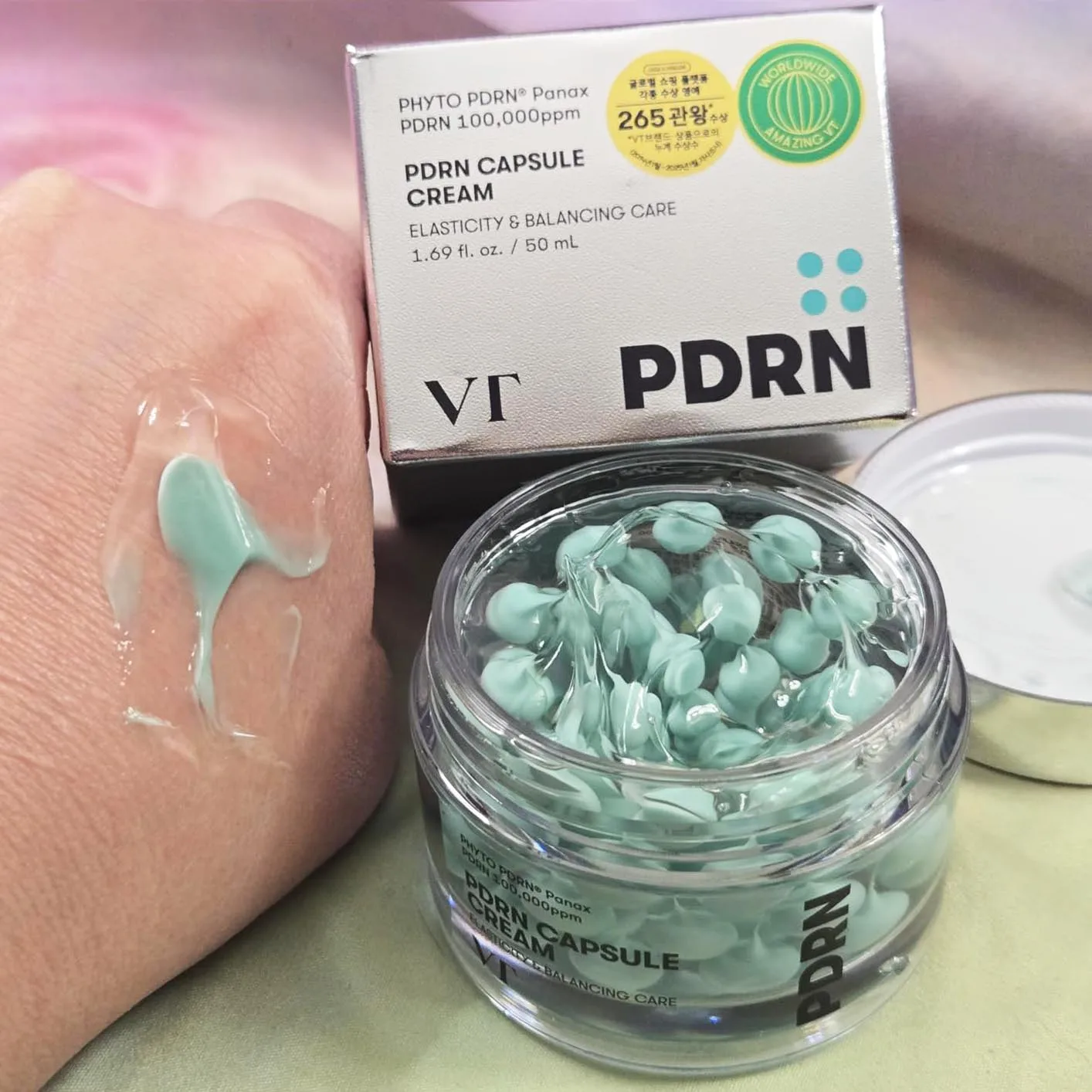 Crema Facial Hidratante con PDRN y Centella, Ácido Hialurónico y Péptidos, Reafirmante, Voluminizadora y Nutritiva para el Cuidado de la Piel