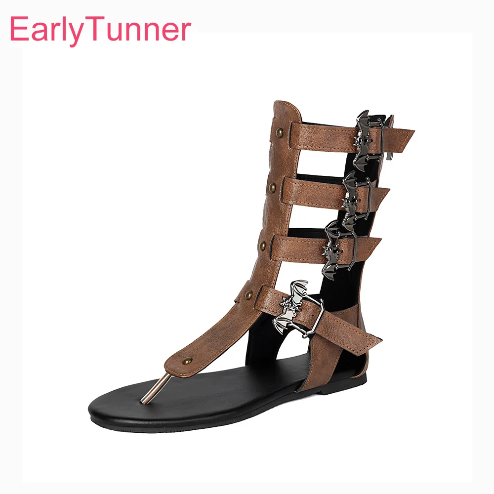 

2026 Summer Mature Women Gladiator Sandals Round Toe Flat Heels Lady Casual Shoes Large Plus Size 11 46 Multi-buckle
