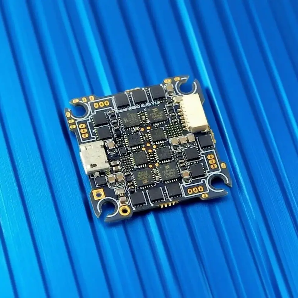 

HappyModel SuperF405HD ELRS AIO 3in1 Flight Controller Built-in 20A ESC UART 2.4G ELRS RX
