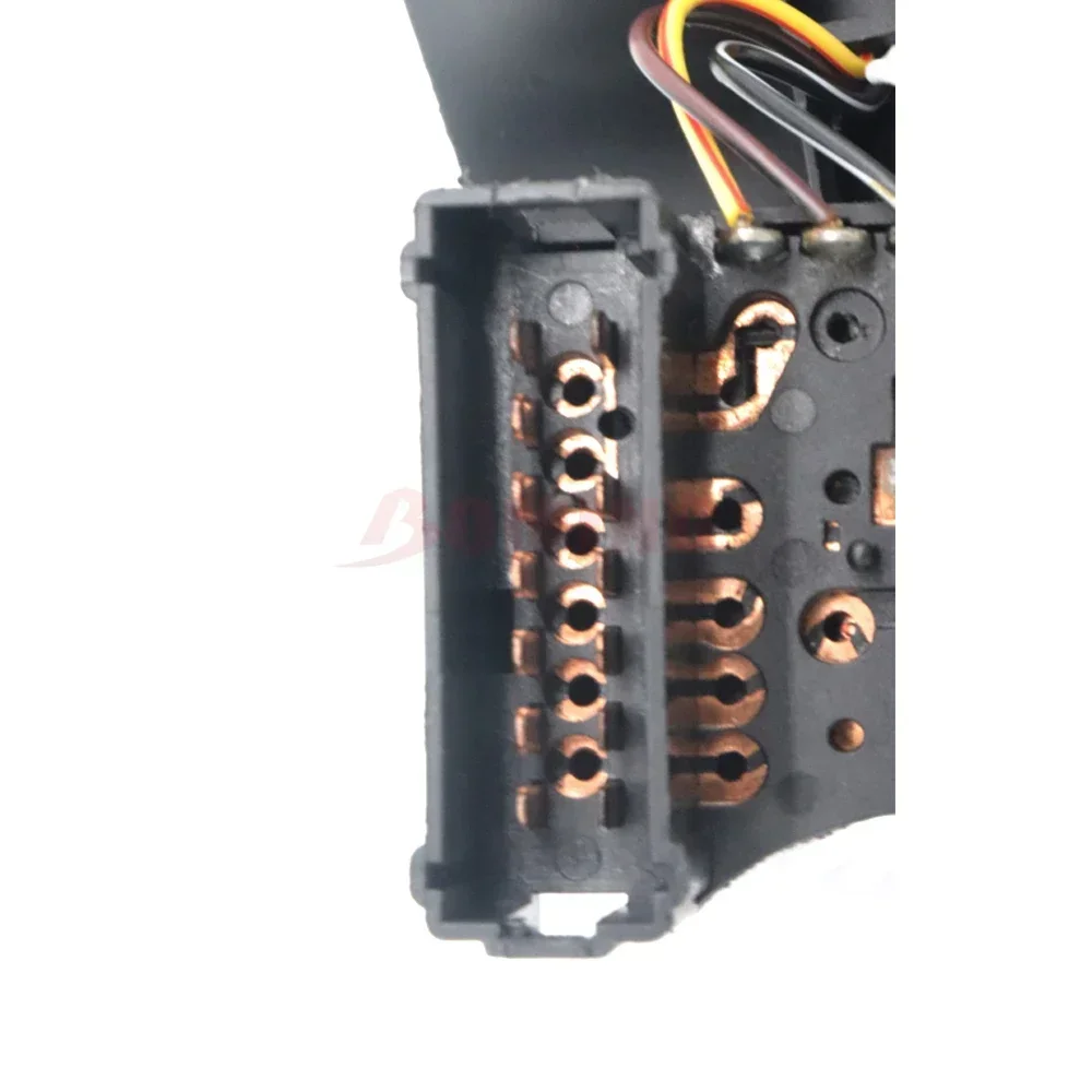 

6001551361 Car Indicator Steering Turn Signal Switch For Renault Logan Tondar Dacia Sandero Wagon 60015-51361 6001548108