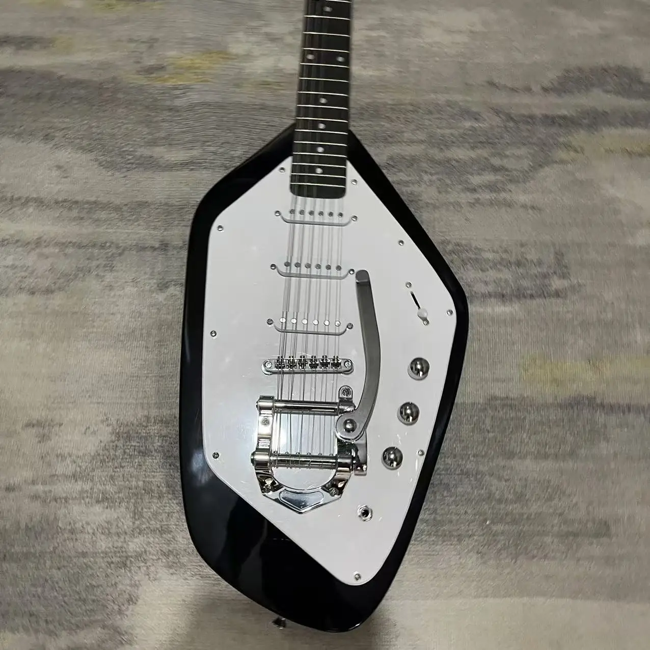 12 chord shaped electric guitar, black body and white protective plate, factory real shipping picture, order and ship immediatel