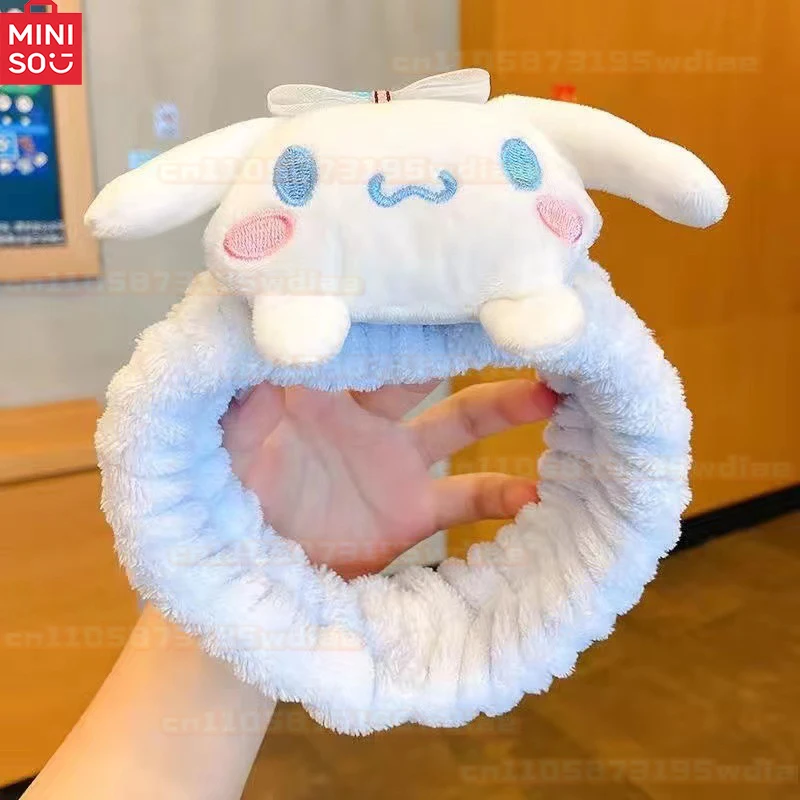 Morbido fascia per capelli in peluche Kuromi Adorabile My Melody Cinnamoroll Fascia elastica antiscivolo per ragazza Trucco Accessori per capelli per il lavaggio del viso