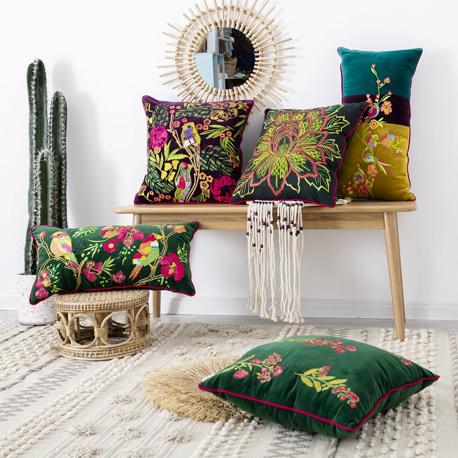Velvet Embroidered Carpet Artistic Creative Nordic Flower Bird Living Room Sofa Pillow Case Home Decor Cushion Cover India