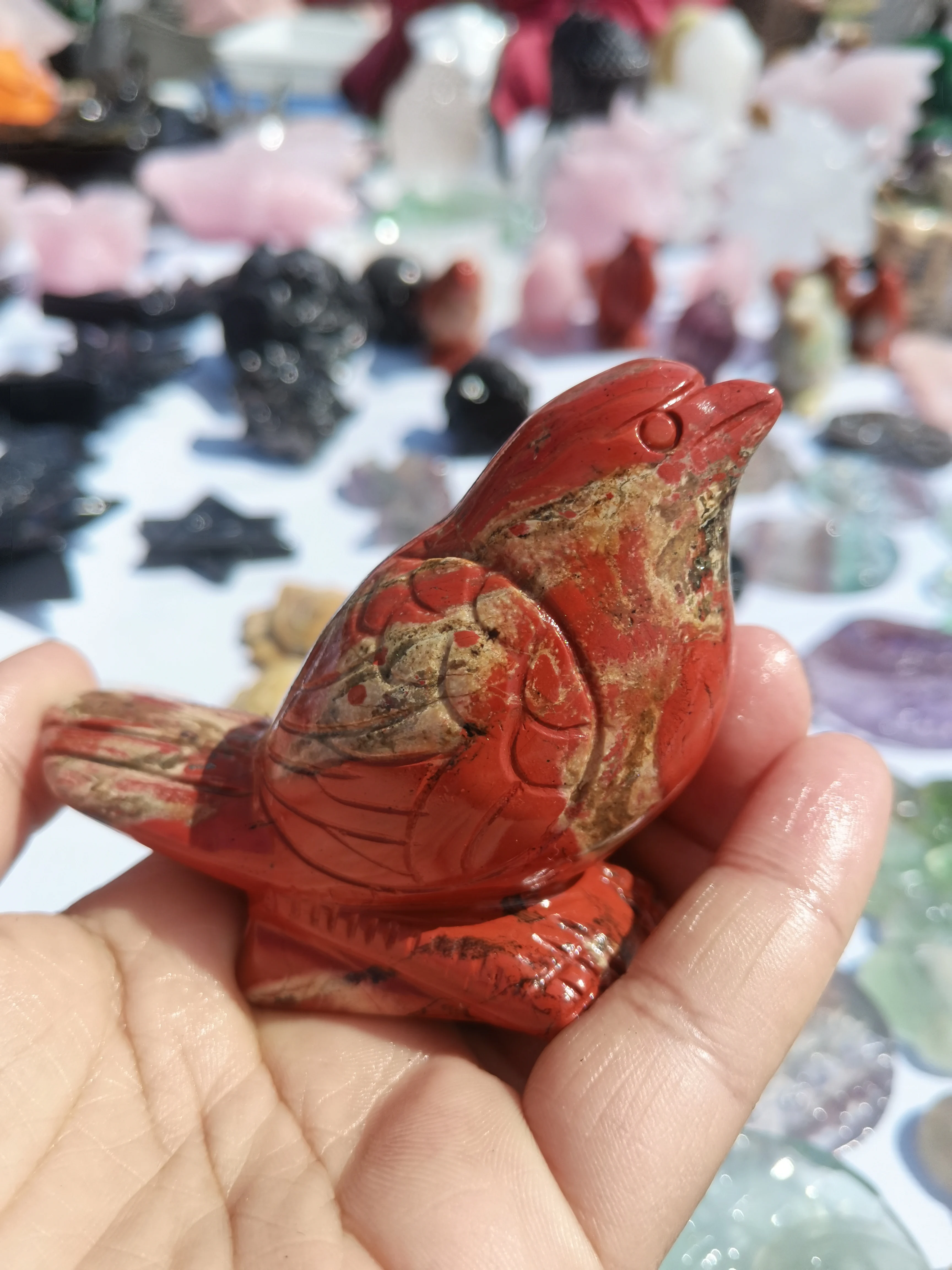 

8CM Natural Crystal Red Jasper Bird Statue Hand-carved Healing Crystal Animal Figurine Crafts Home Decor