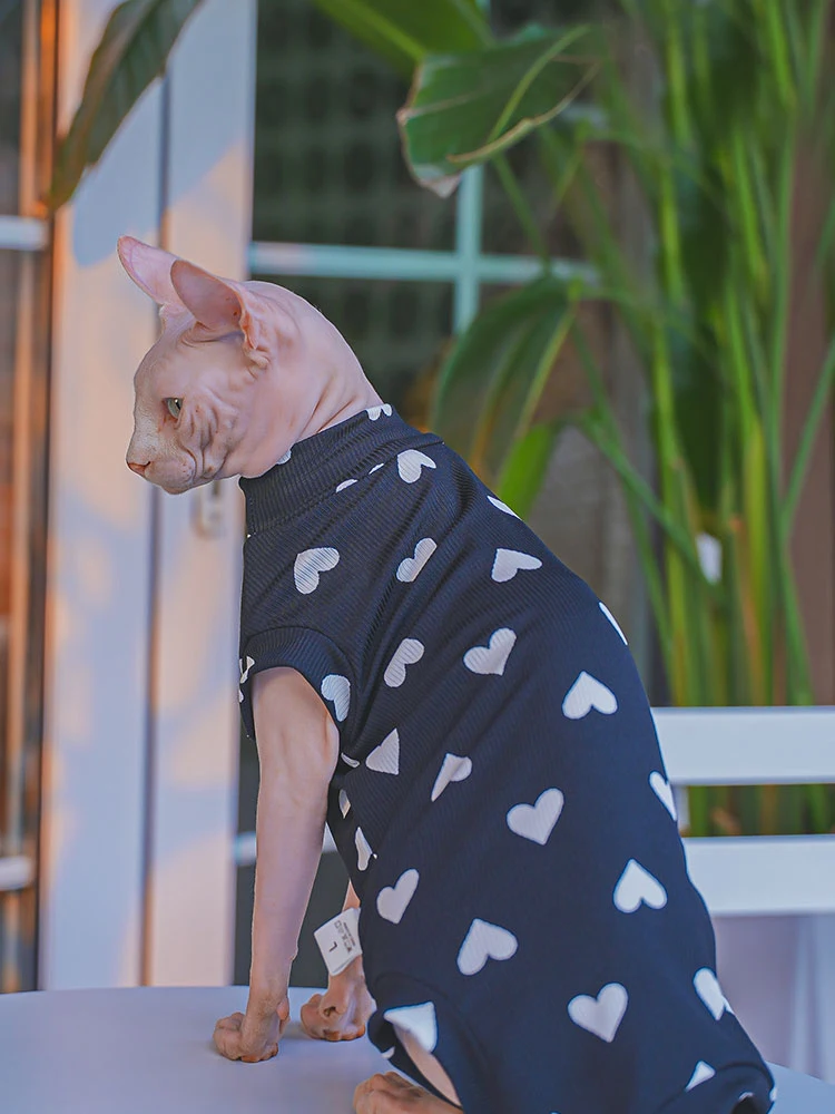 Black Fleece Coat for Sphynx Cat Clothes Summer Spring Loving Heart Soft Sweatshirt  For Devon Rex Cartoon T-shirt For Kittens