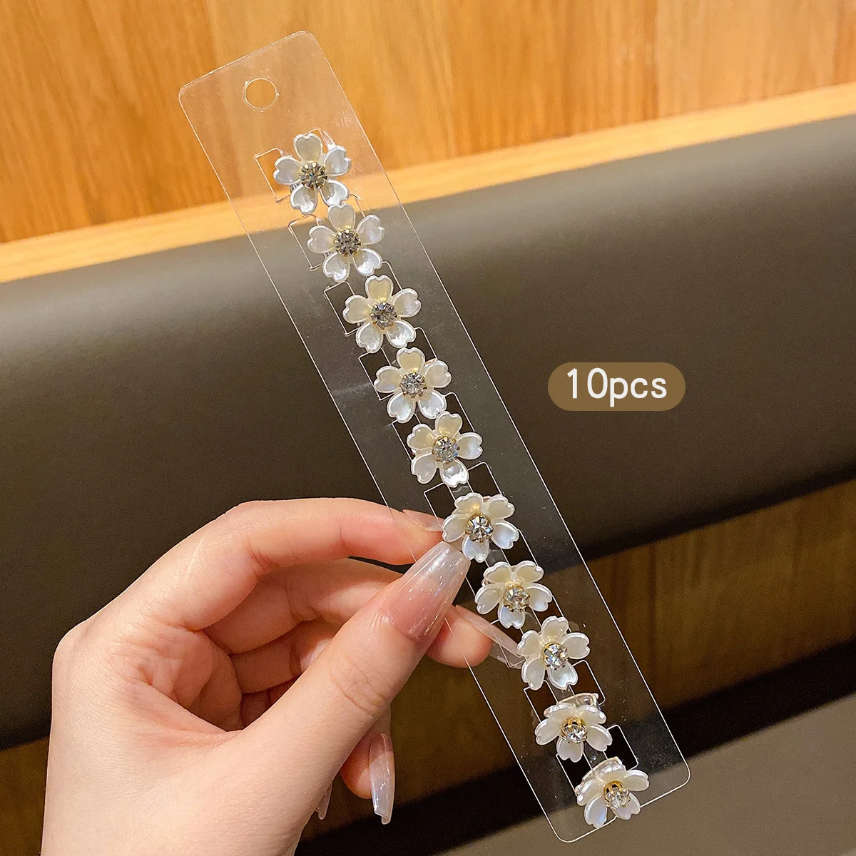 10 Shell Flower Hair Clips Korean Edition Fashion Hair Clips Suitable for Daily Use