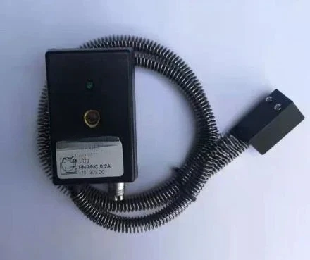 

1 Piece 4 Pins ZD.220-890-01-00 Sensor for Stahl Folding Machine Photoelectric Switch EFD-2DNC 220-890-01-00 ML4-8-H-KSU-1748-Q