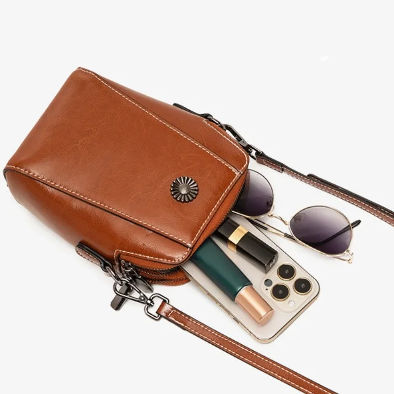 Single Shoulder Crossbody Bag Female Fashion Temperament Leather Women\'s Bag Vertical Mobile Phone Bag Crossbody Mini Small Bag