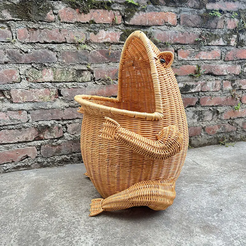Handmade vine frog sundries basket bathroom laundry basket toy storage basket