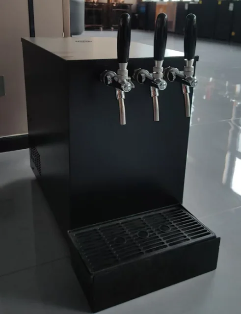 Triple Tap Water-Cooled Beer Dispenser with Premium Quality for High-End Venues
