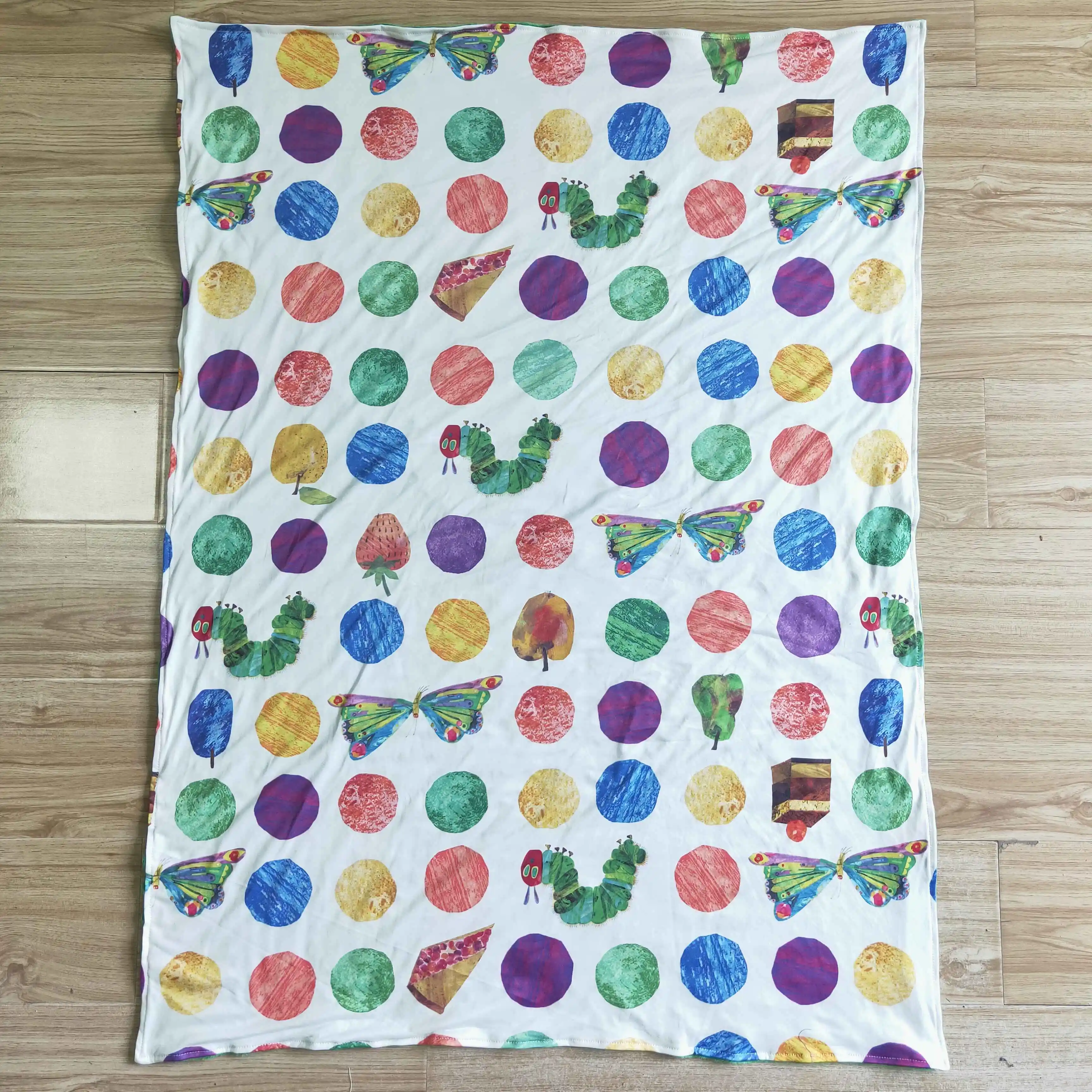 Bulk Supply RTS NO MOQ Insects Pattern Newborn Soft Fabric Swaddle Wraps Baby Green Fleece Blankets