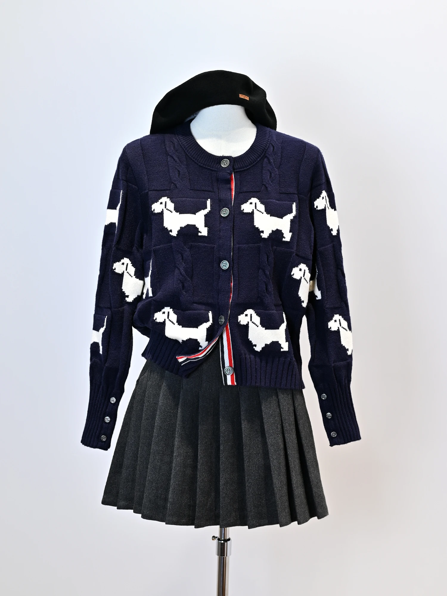 Thickened Woolen Knitted Cardigan Women's Short Style College Fashion Dog Patterned Spring New Arrival Warm Outerwear