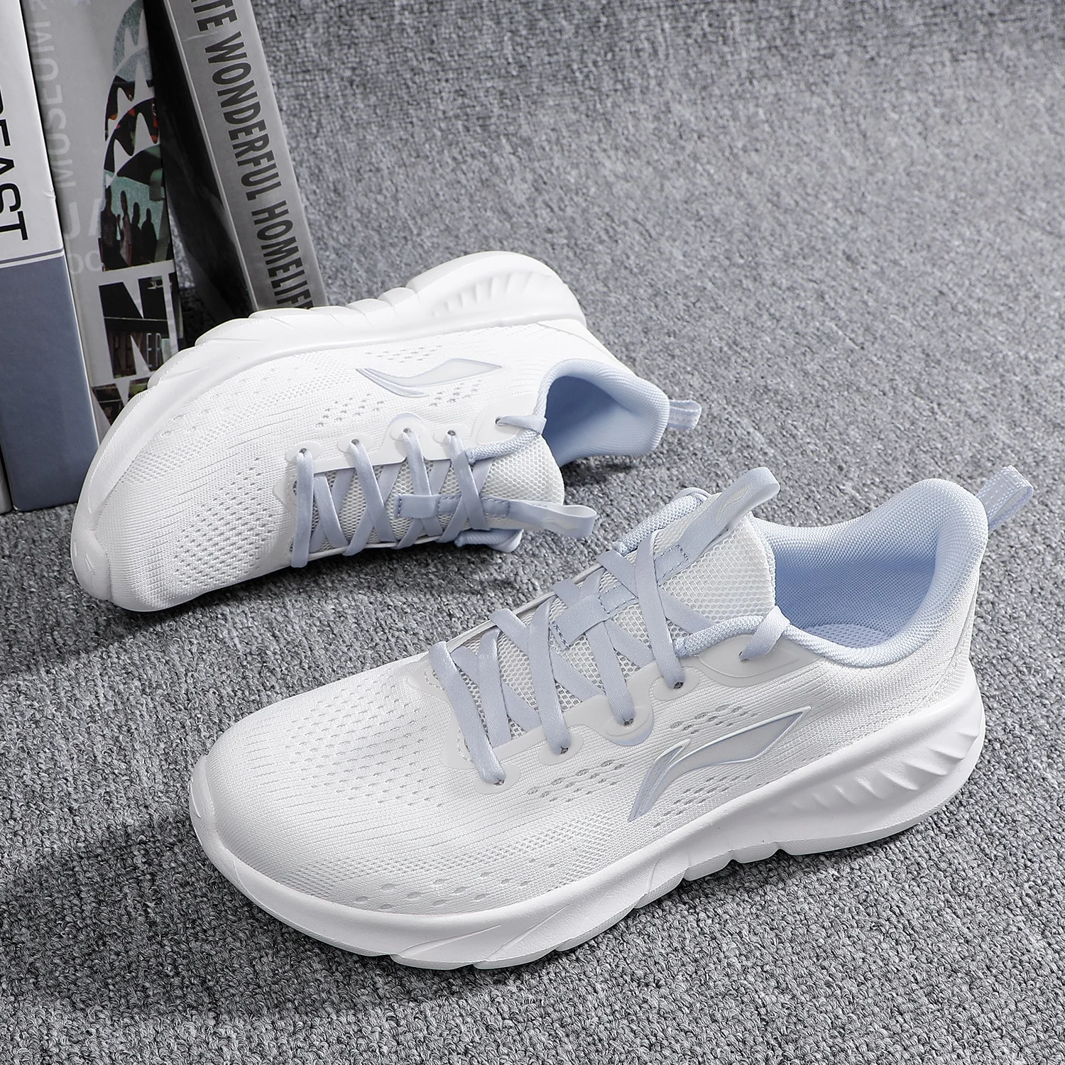 chaussures-de-course-pour-femmes-2026-printemps-nouveaute-ultra-legeres-professionnelles-chaussures-de-sport-de-course-absorption-des-chocs