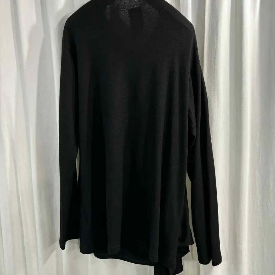 TOP-YAMAMOTO ® Asymmetric Slant Front Long-Sleeved Black Women's T-Shirt - Designated Small-Size Trendy Brand Top