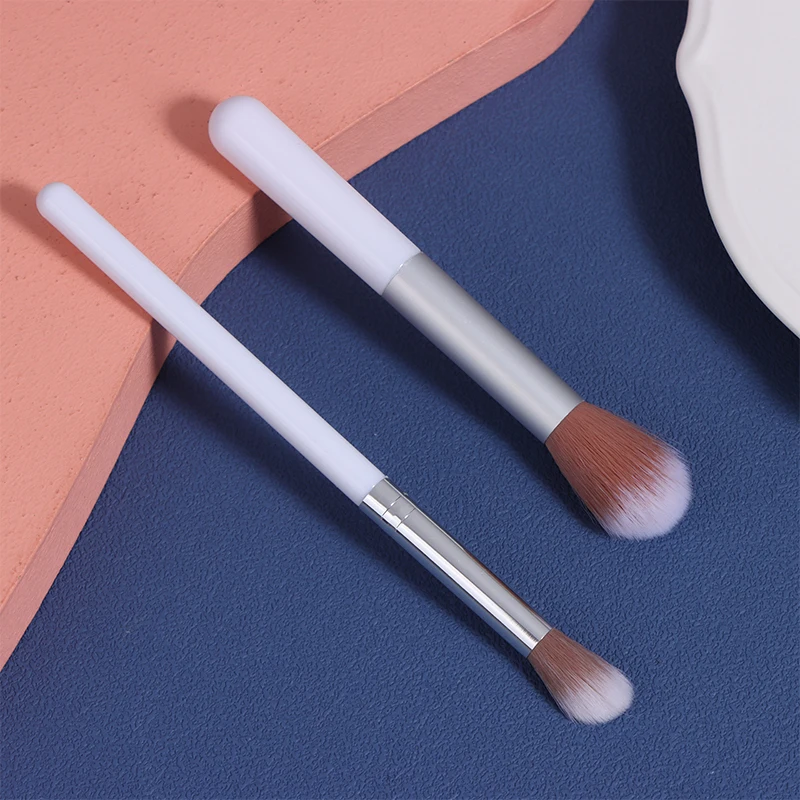 Professional Blush Highlight Loose Powder Brush Portable Multifunction Soft Fiber Makeup Brush For Travel And Daily Use