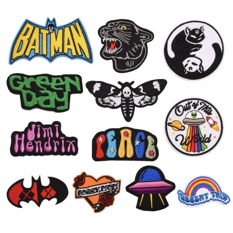 30pcs/Lot Luxury Anime Embroidery Patch Bat Leopard Alien Rainbow Love Bag Clothing Decoration Accessory Craft Diy Applique