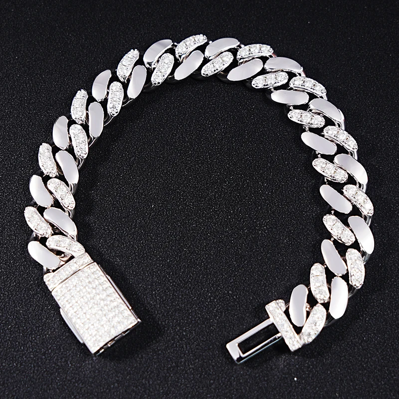 

Customize Miami Hip Hop 925 Silver Moissanite Cuban Link Chain Men's Bracelet