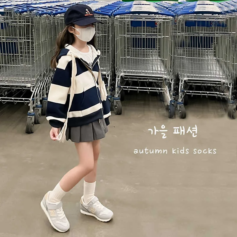 

Детские носки для весны и осени, однотонные бесшовные носки для малышей, белые носки средней длины для девочек, универсальные носки в корейском стиле для мальчиков
