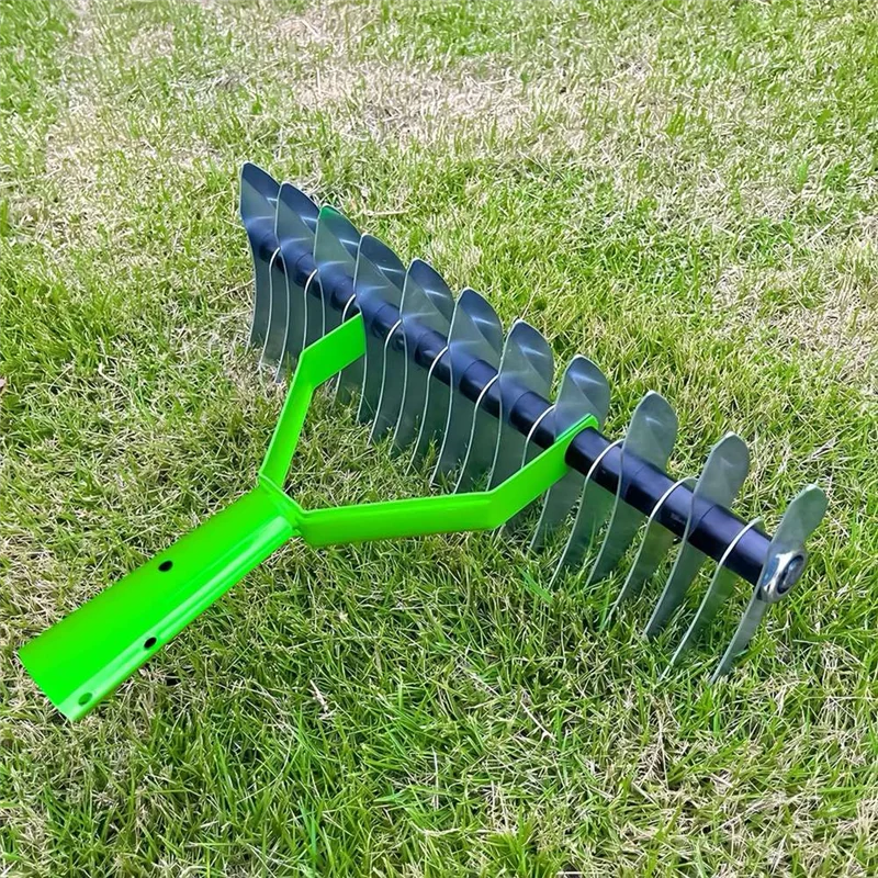 

1.7M Lawn Hay Rake, Thatch Rake, Leaf Rake, Garden Descaling Rake, Scarifier, Soil Rake-AA70