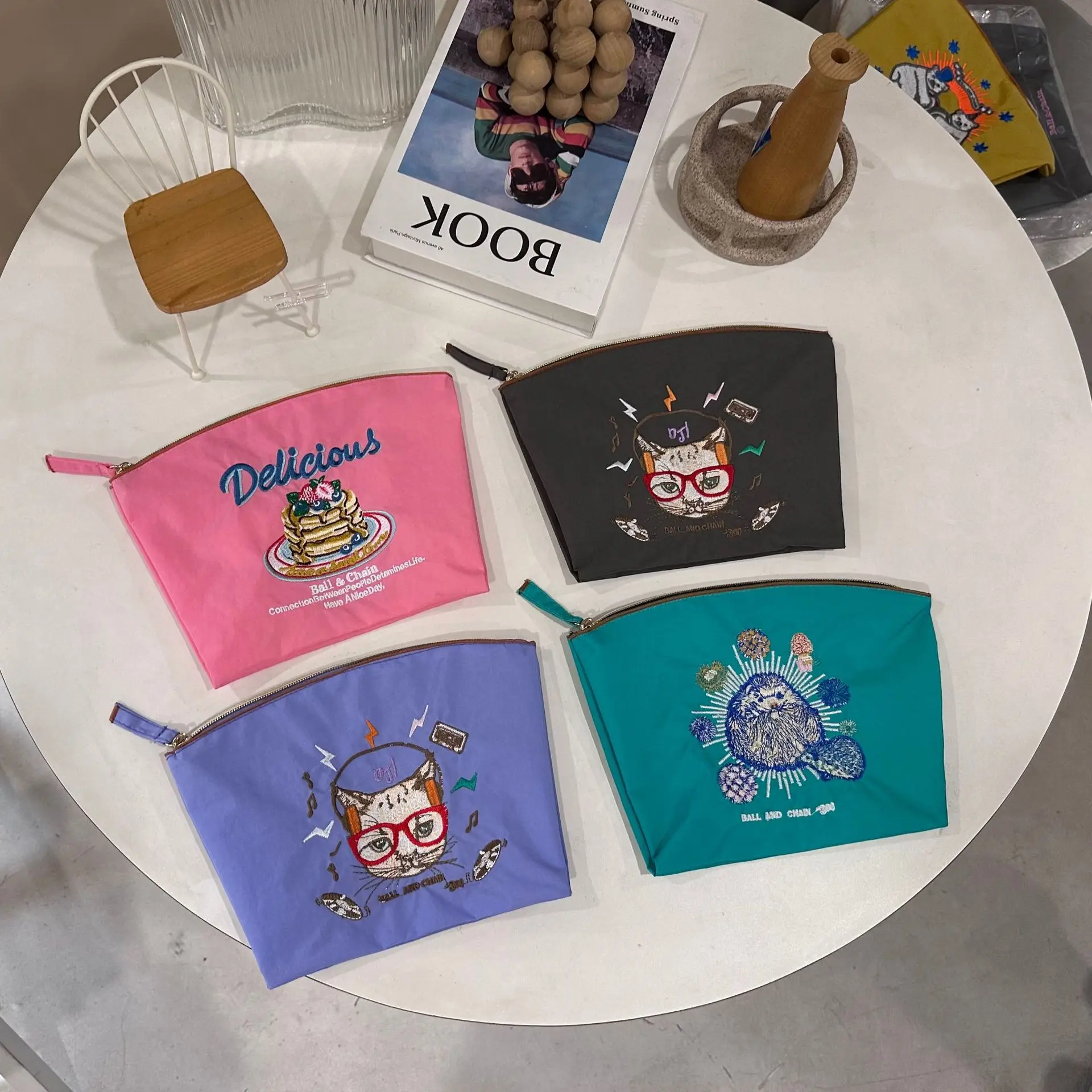 

Japanese Ball Chain Embroidered Nylon Shopping Bag, Small and Environmentally Friendly Mini Fashion Simple Handheld Makeup Bag