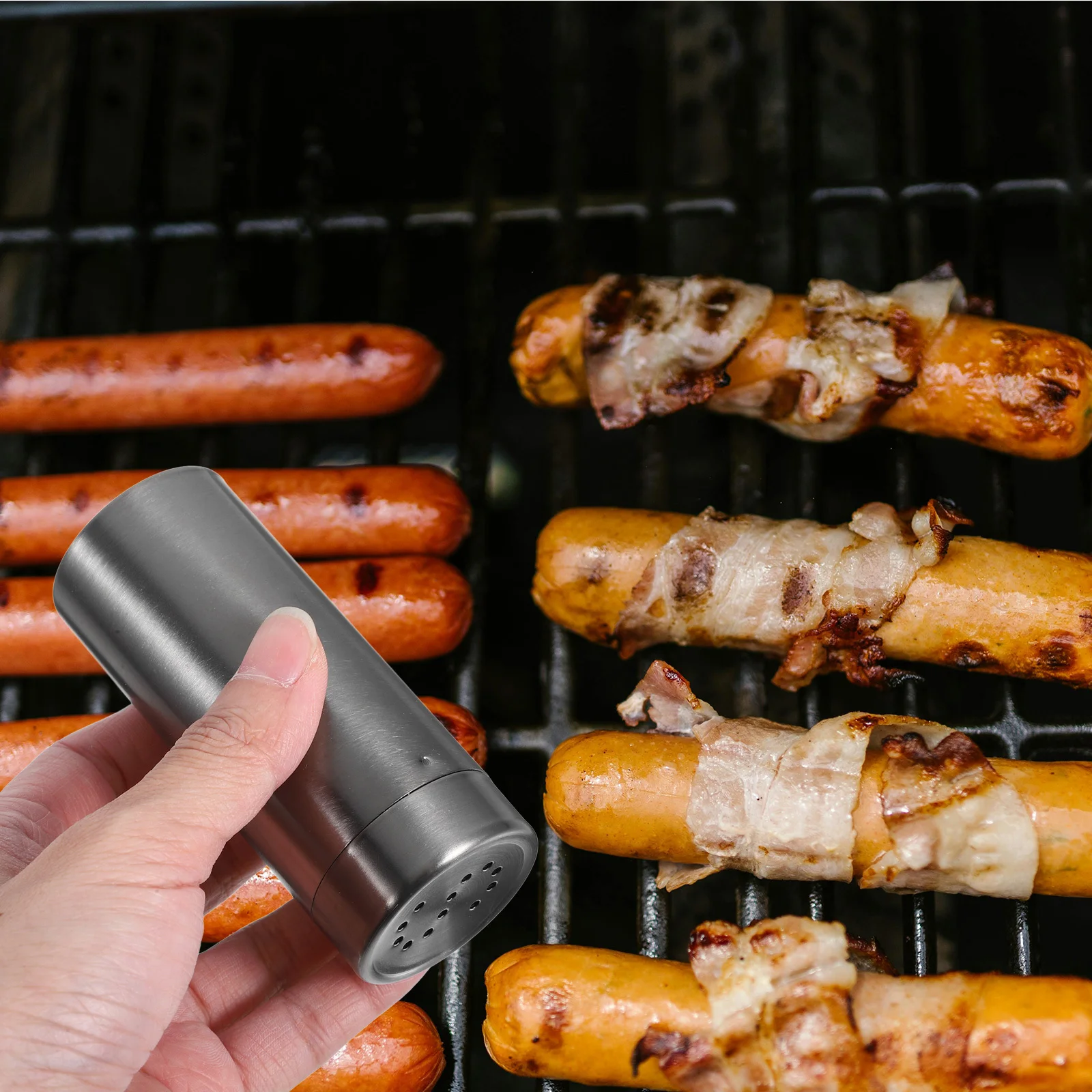 

2Pcs Stainless Steel Spice Bottle Kitchen Essentials Multipurpose Condiment Jar Easy Refill Shaker Salt and Pepper Shaker