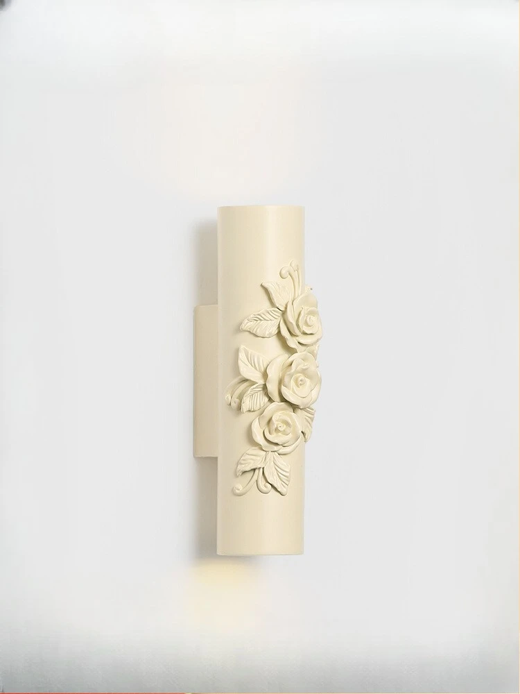 

French style retro wabi sabi style European high-end atmospheric romantic background wall atmosphere wall lamp