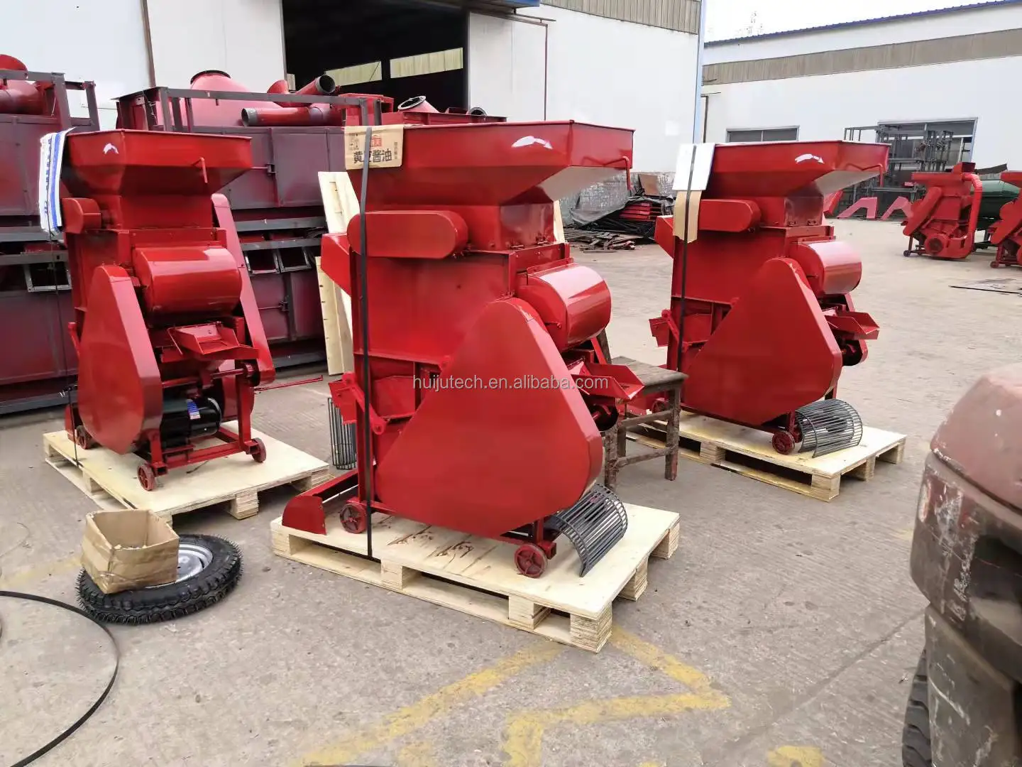 1000kg/hour Peanut Shelling Machine/Peanut Shell Crushing Machine/Electric Groundnut Sheller Separator Machine HJ-CM023D