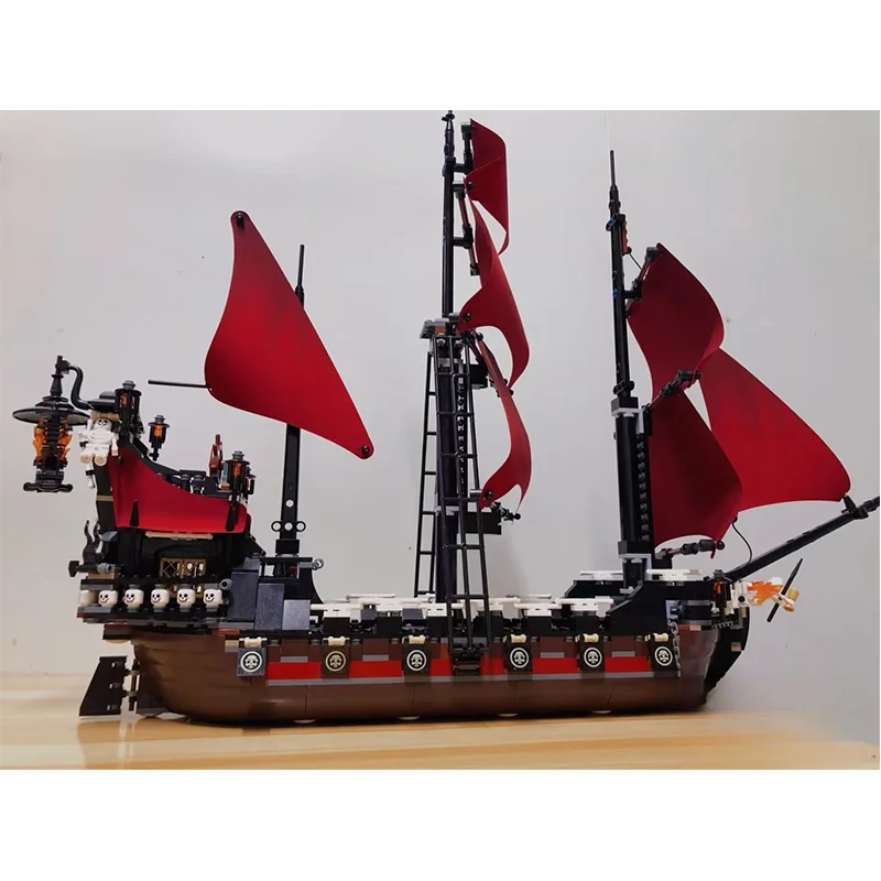 NEW Queen Anne's Revenge Warship Sailboat Building Blocks Bricks MOc Boat Assembly Ship Model Toys For Boys Christmas Gifts DlY