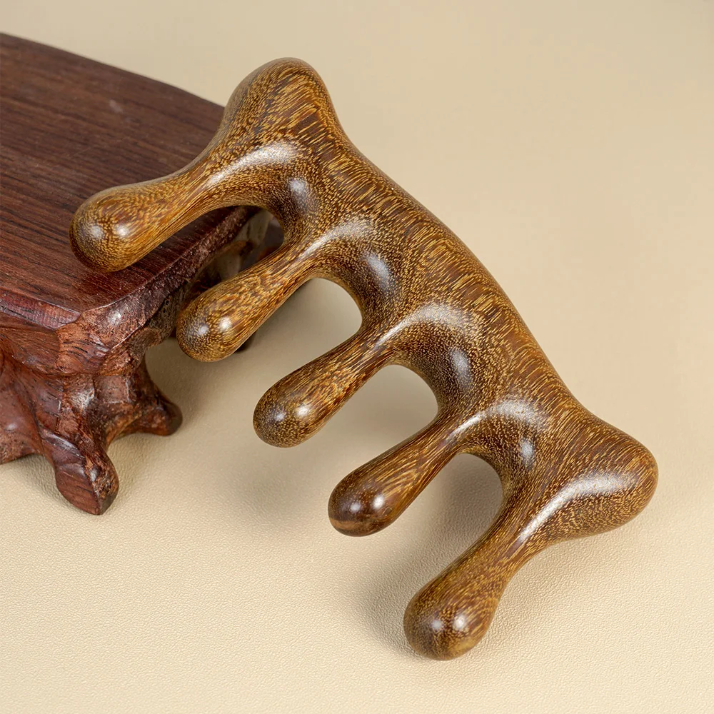 مشط تدليك فروة الرأس الخشبي، أمشاط واسعة الأسنان لفك تشابك الشعر، تدليك فروة الرأس، الاسترخاء وروتين العناية بالشعر الطبيعي