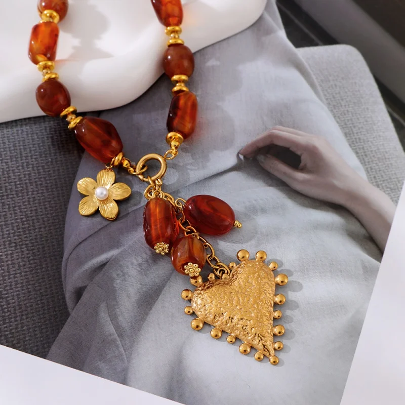 Amber Bead and Titanium Steel Heart-Shaped Flower Pendant Necklace