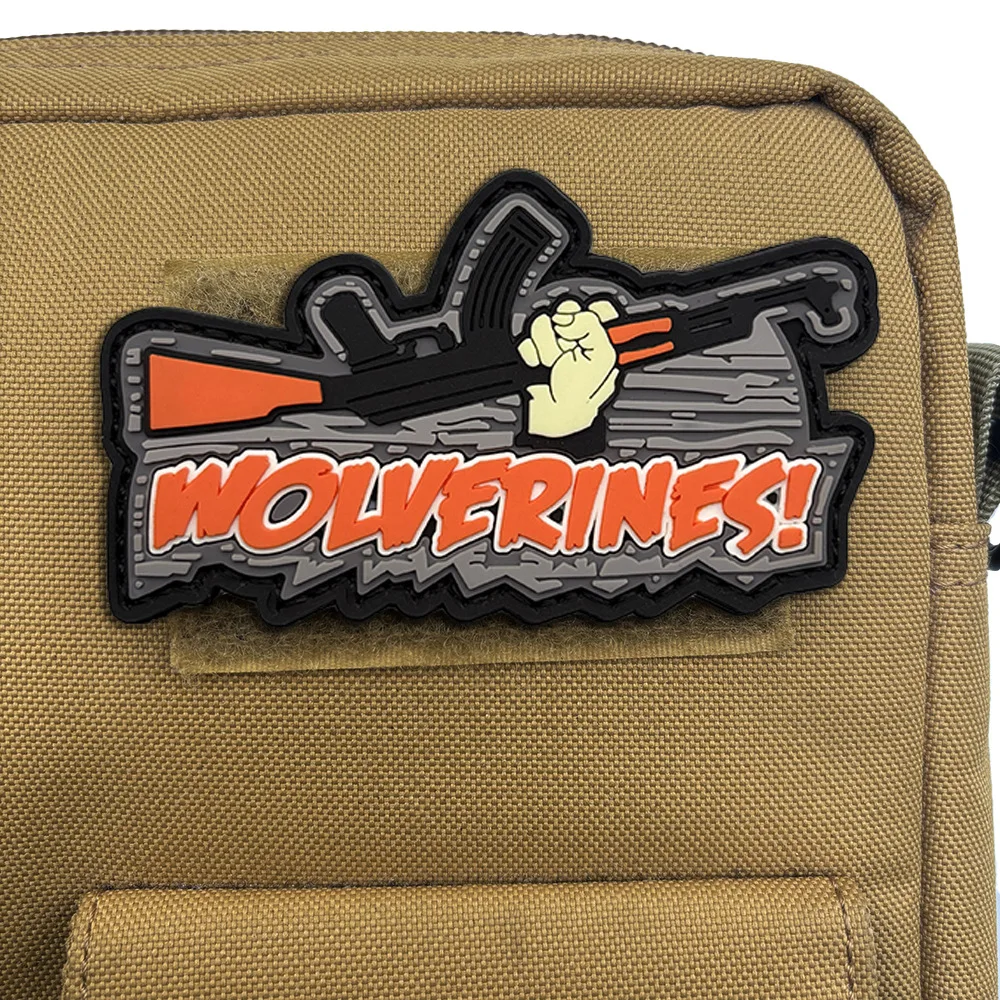 WOLVERINES Holding AK Lustiges Moralabzeichen PVC-Aufnäher für Kleidung, taktisches Militär, individuelle Applikationen, Hakenschlaufe, Rucksackaufkleber