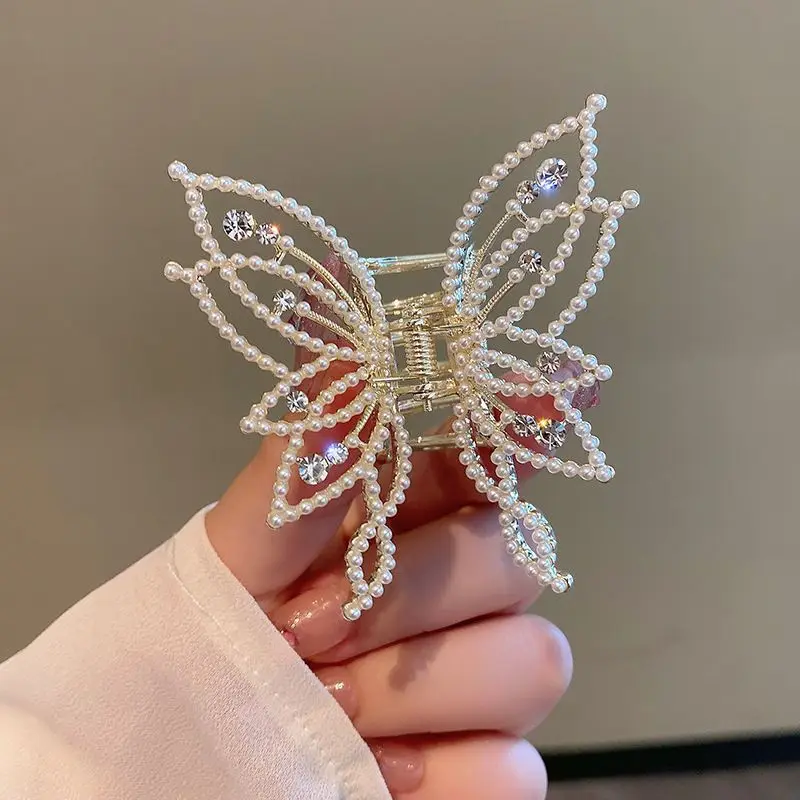 Vintage Butterfly Hair Clips for Women Girl Fashion Metal Openwork Hair Claw Elegant Ponytail Claw Clip Hairpin Hair Accessories