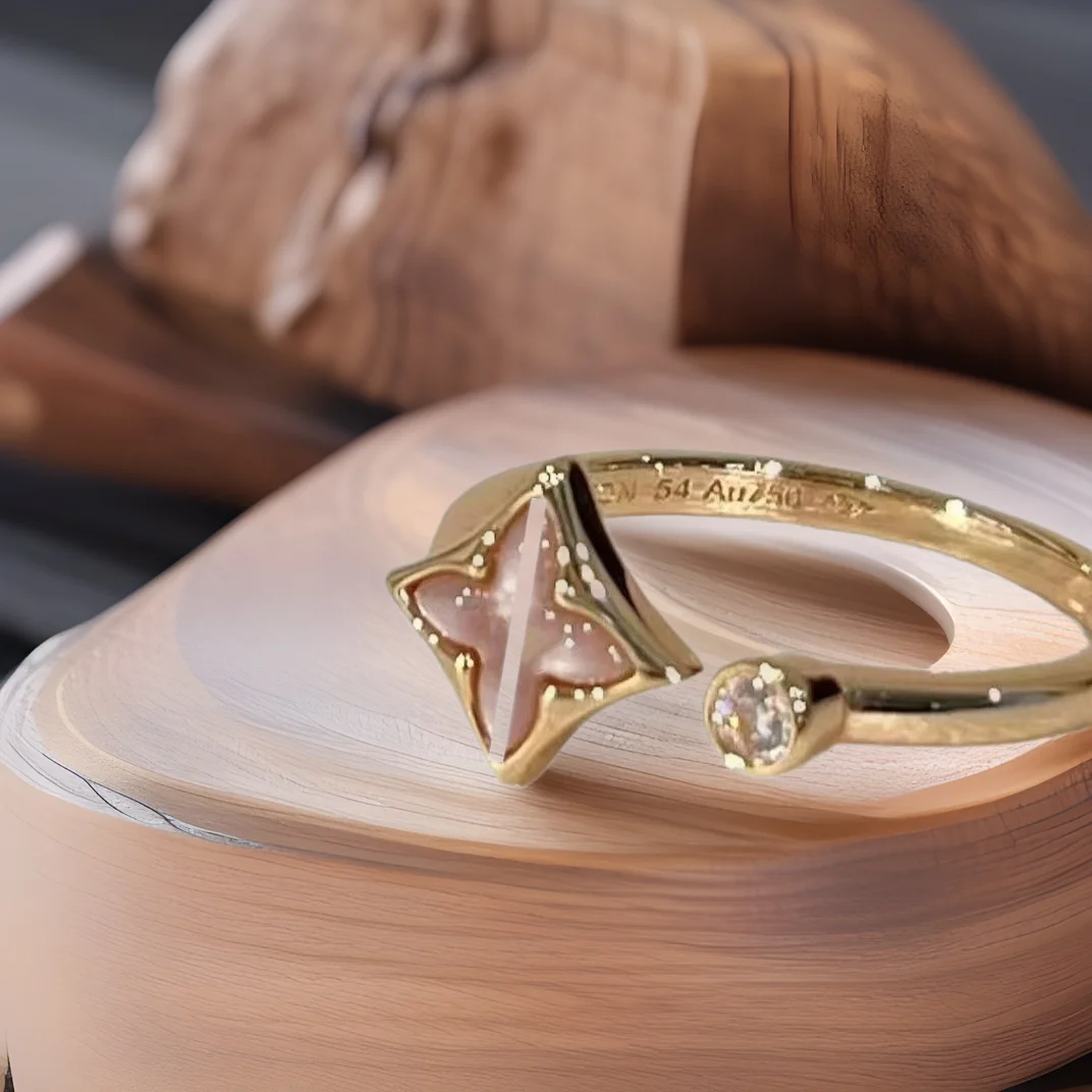 

2025 High Quality Exquisite Luxury Jewelry Pink Ring– The Perfect Lucky Gift for Her, Presented in an Elegant Gift Box
