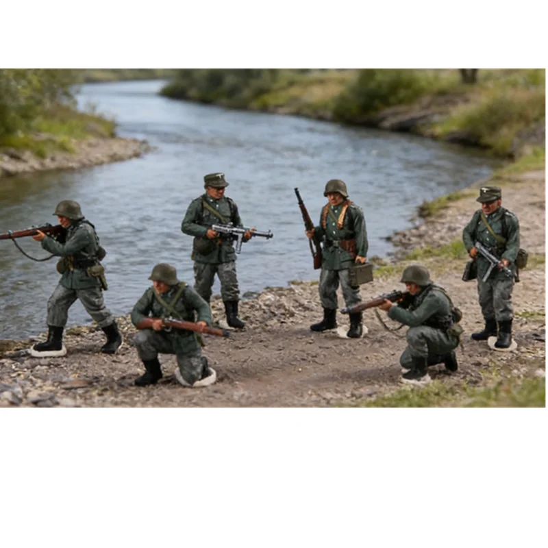 

1:72 Scale Painted Model 6Pcs Action Figure German March Soldiers Winter Doll Toy DIY Scene Accessory Collection Display