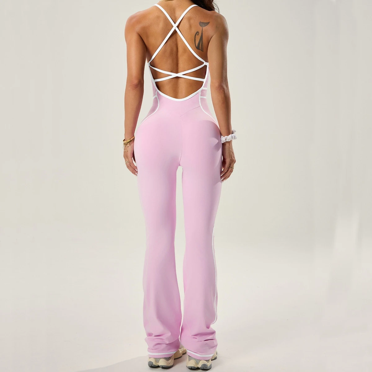 طقم يوجا نسائي بدون وسادة رومبير متقاطع من الخلف متباين واسع مضيئة يغطي الرجل النحت بعقب رفع ارتداءها لتشغيل الصالة الرياضية XP88 #3