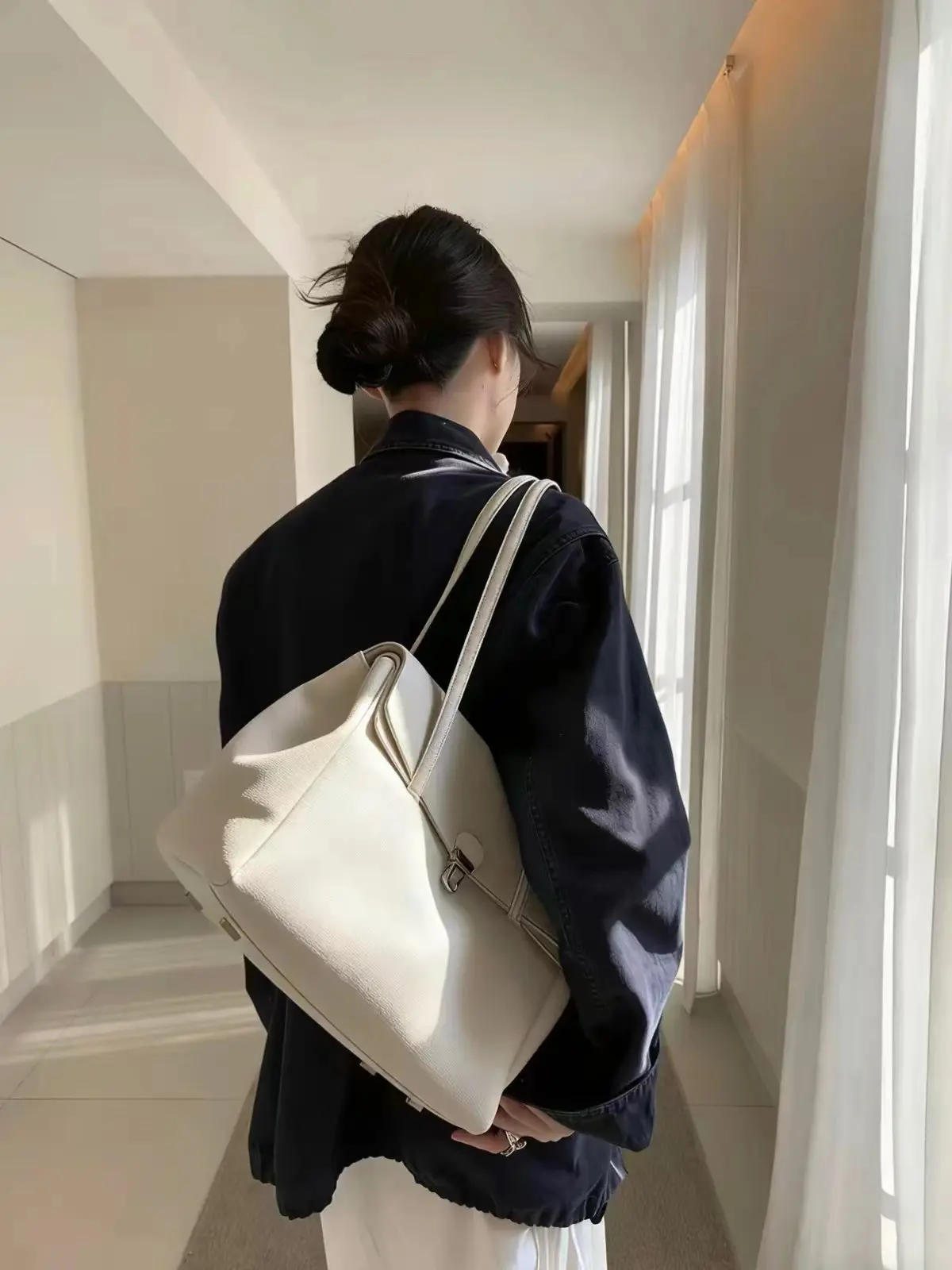 Bolso de hombro de gran capacidad para mujer, estilo coreano, elegante, para ir al trabajo, color platino, sencillo, a la mod...