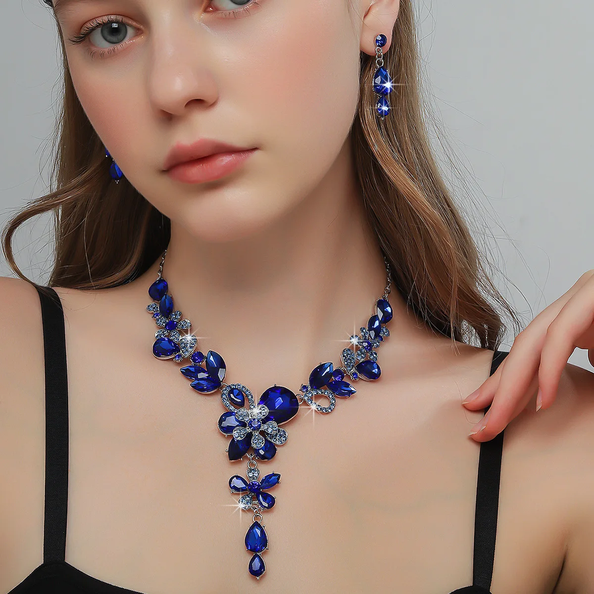 Glamorous Blue Crystal Set Cluster Flower Y-Necklace Elegant Drop Earrings Collection Formal Body Jewelry Kit for Night Out