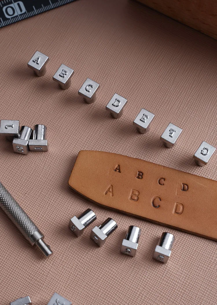 ختم أبجدي رقمي من الجلد، نحت جلدي مصنوع يدويًا، ختم من النوع المتحرك، مادة من الفولاذ المقاوم للصدأ، مجموعة مكونة من 36 قطعة