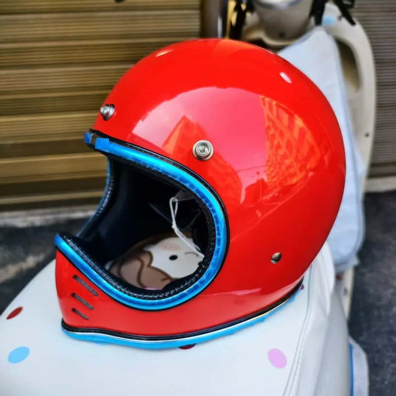 Pointed Nose Small Helmet Chrome Silver Rim Retro Motorcycle Fiberglass Helmet Four Season Full Face Helmet for Men and Women