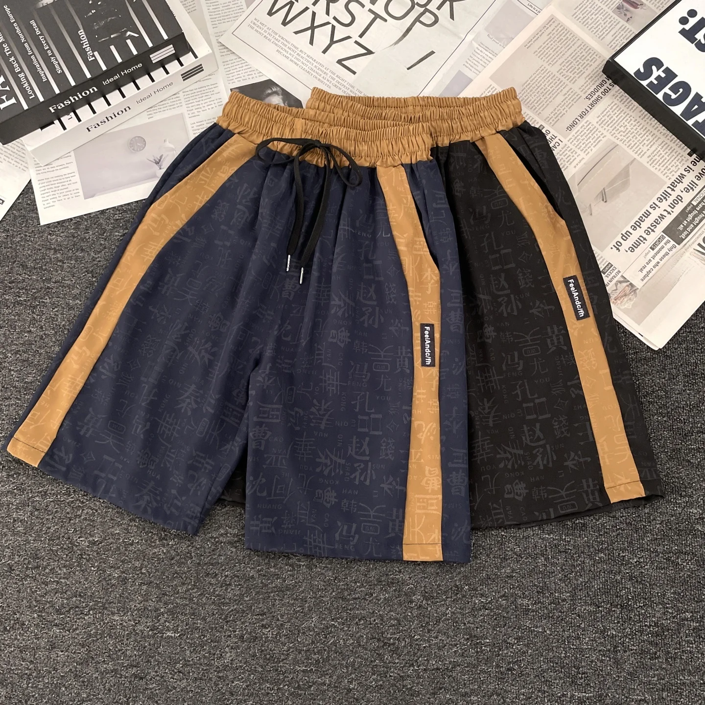 

Summer Thin Ice Silk Casual Shorts Men's Loose Straight Leg Sporty Mid-Length Beachwear Five-Quarter Length Fashionable