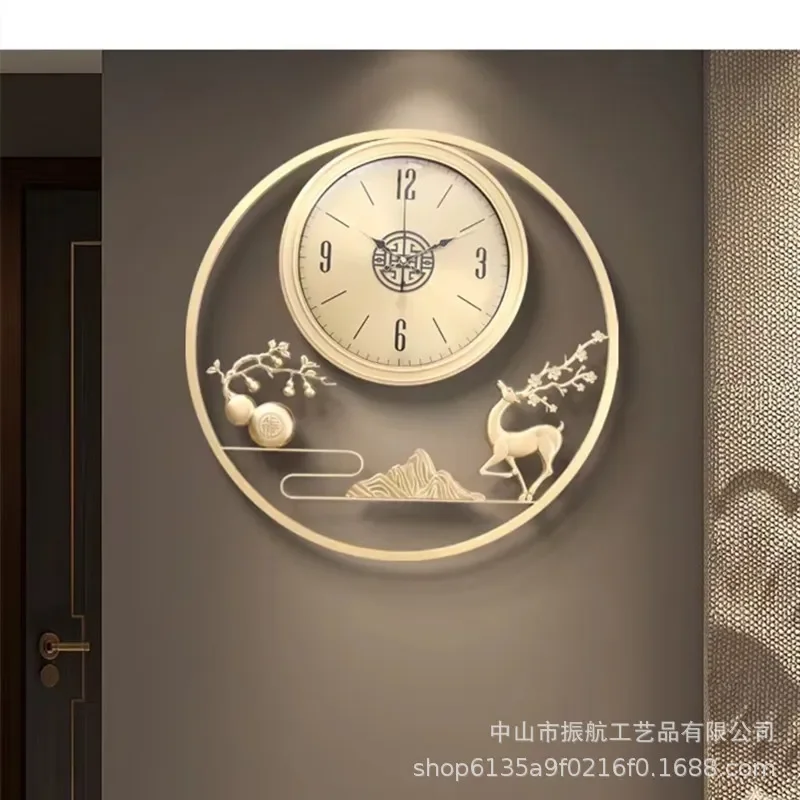 New Chinese Style Decorative Wall Clock Brass Light Luxury Deer Design Silent Quartz Clock for Living Room Household Home