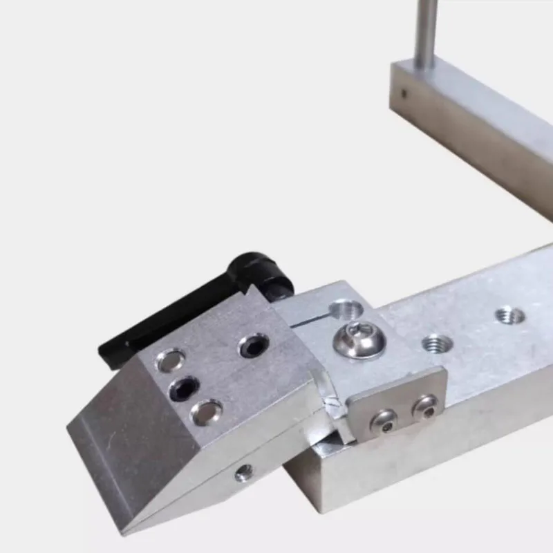 Flip lamp with sharp upward angle (17°) Fixed angle system (17° angle, stone finish)