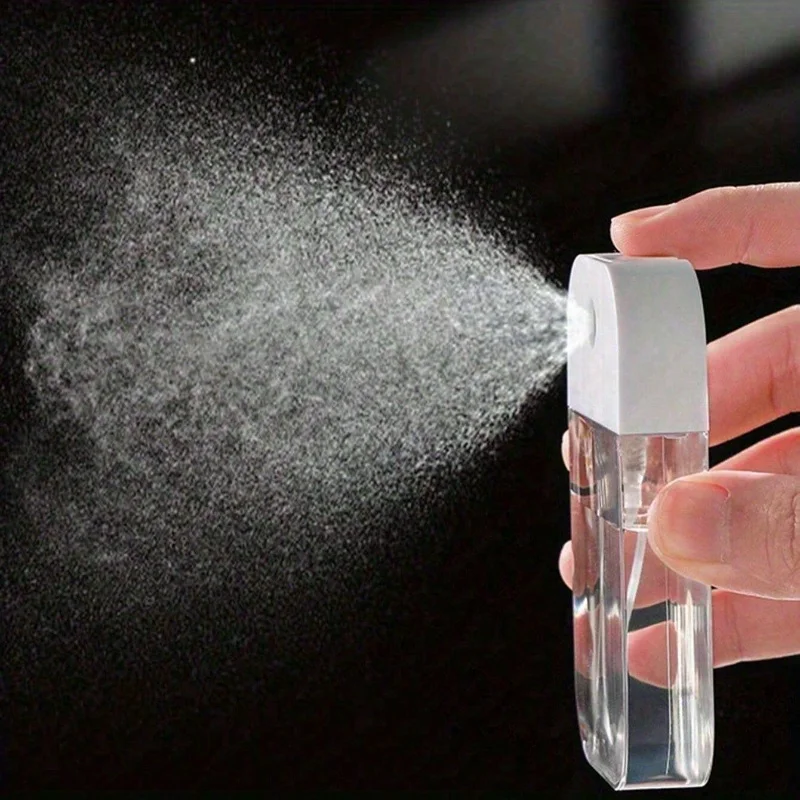 Nowe 45ml kolorowe przenośne butelki na płyn do dezynfekcji rąk z alkoholem, mini butelki w formie karty, podróżne butelki do rozpylania, kosmetyki do ponownego napełniania, butelki z pompką.