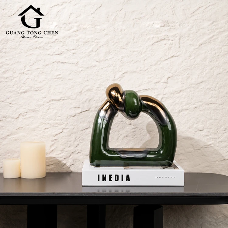 Modern Design Handmade Injection Molding Indoor Green Home Decoration Resin Artistic Knot Ornament